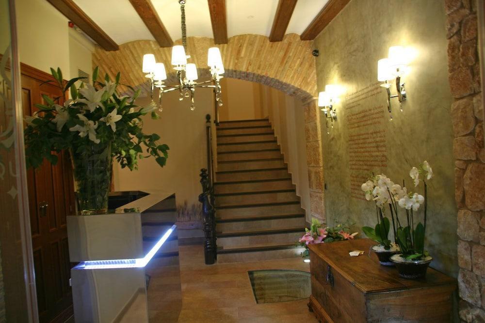 Hotel Castillo De Alquézar Eksteriør billede
